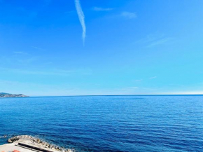 Suite SeaSide Home - Fronte Mare con piscina Ospedaletti